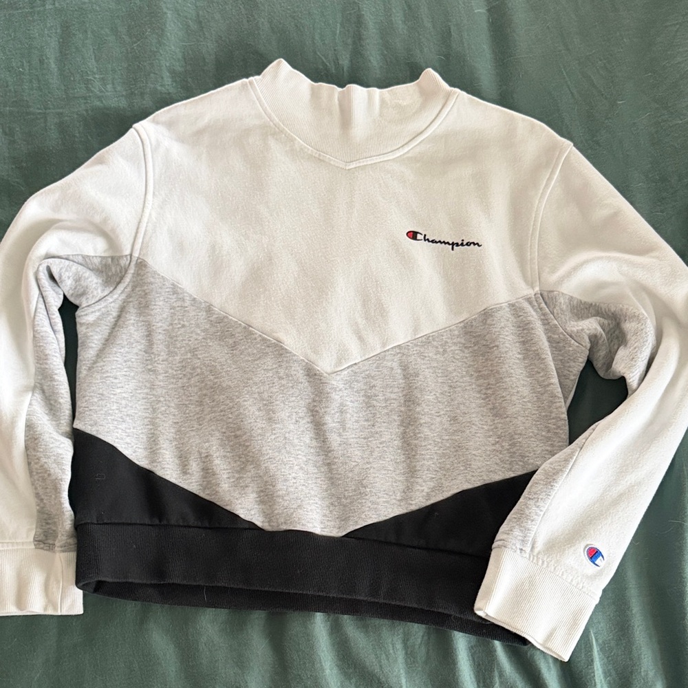 Champion Women's Chevron Colorblock Crewneck - White, Gray & Black